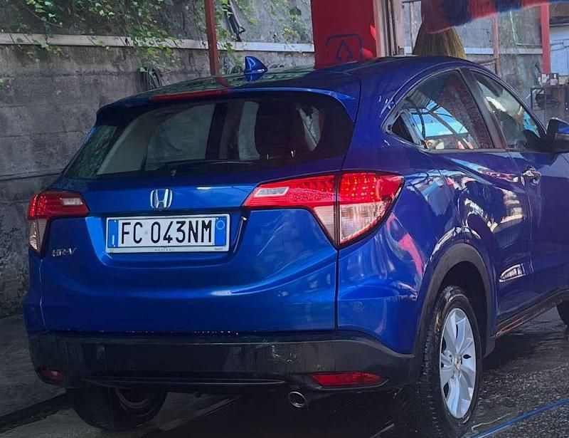 Usata Honda HR-V Elegance 120 CV (88 kW) 2016 Blu/azzurro SUV