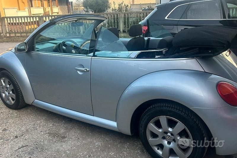 Usata VW New Beetle 2003 Utilitaria