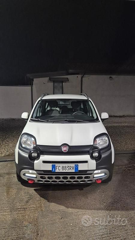 Usata Fiat Panda Cross Cross 95 CV (69 kW) 2016 Utilitaria