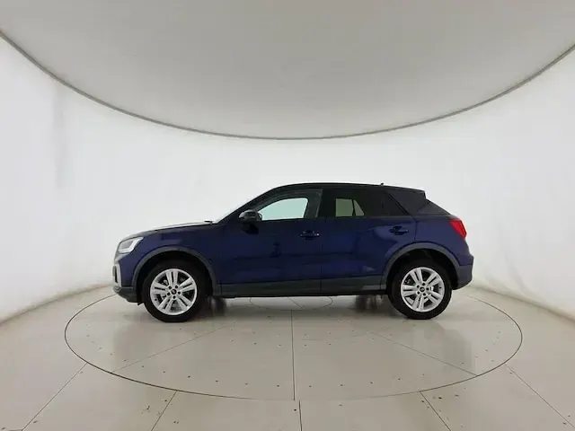 Nuova Audi Q2 Advanced Plus 116 CV (85 kW) 2026 Blu navarra metallizzato SUV