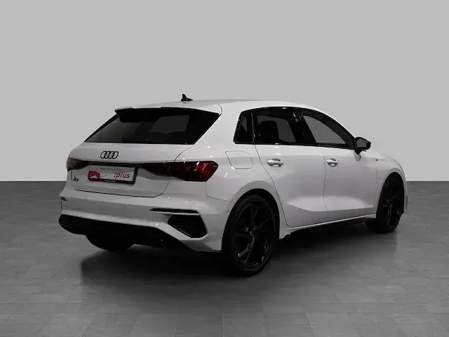 Usata Audi A3 Ambiente 150 CV (110 kW) 2023 Bianco ibis Berlina
