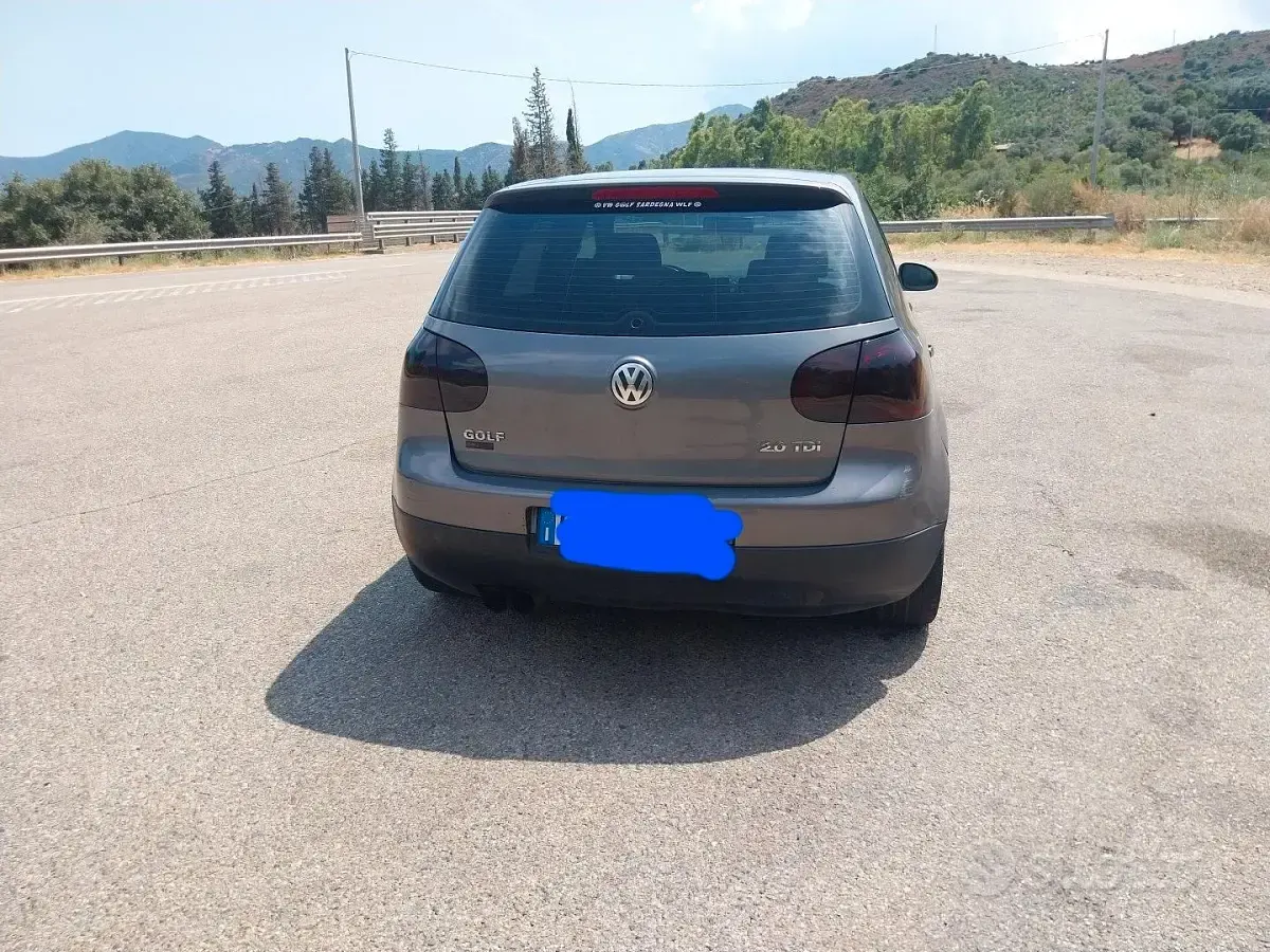 Usata VW Golf V 150 CV (110 kW) 2005 Grigio Utilitaria