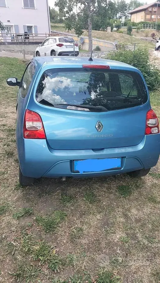 Usata Renault Twingo 76 CV (55 kW) 2011 Bluazzurro Utilitaria