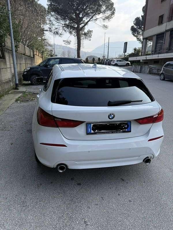 Usata BMW 118 Advantage 150 CV (110 kW) 2020 Utilitaria