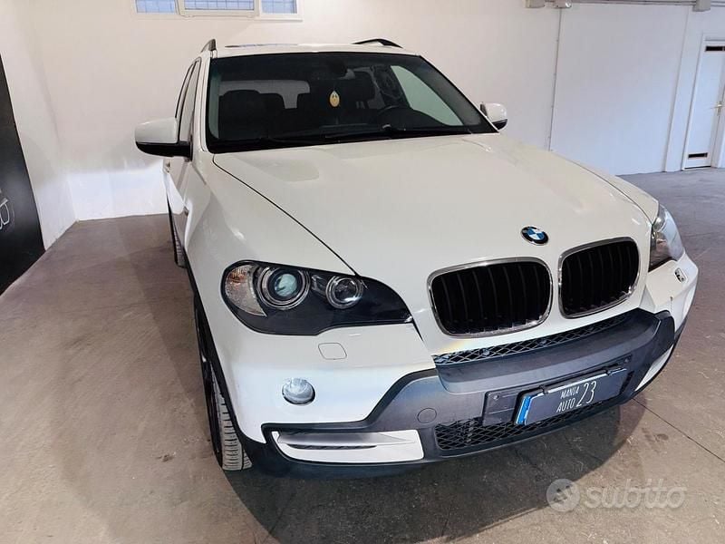 Usata BMW X5 Efficient Dynamics 245 CV (180 kW) 2011 Bianco SUV