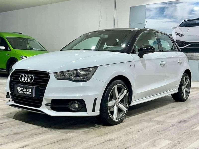 Bianco Usata 2014 Audi A1 Sportback S-Line Due volumi | 9250 € (Buon prezzo) - Immagine 1/4