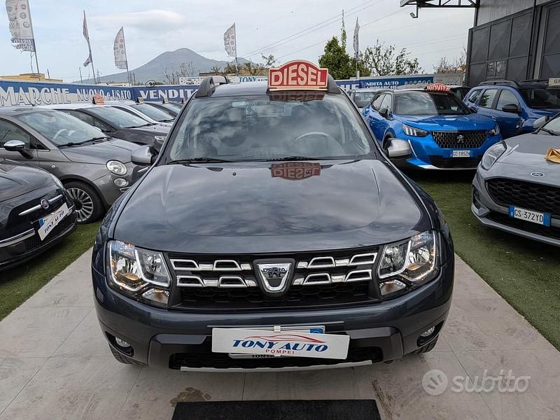 Usata Dacia Duster Prestige 110 CV (80 kW) 2016 Grigio SUV