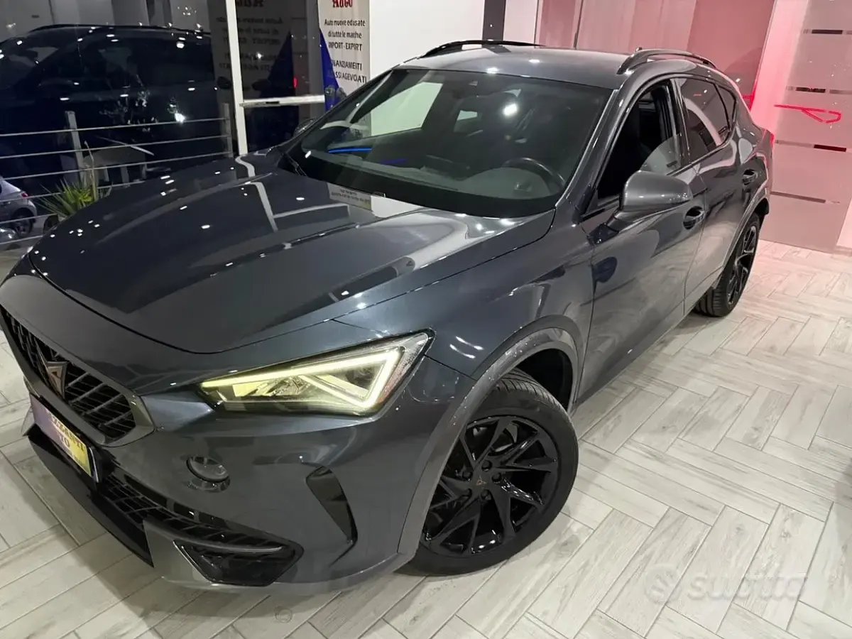 Usata Cupra Formentor 150 CV (110 kW) 2024 Grigio SUV