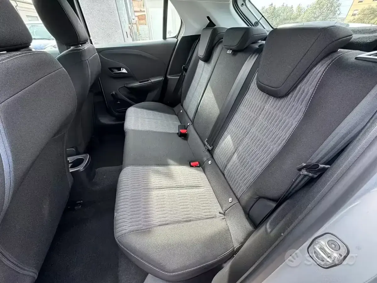 Usata Opel Corsa Elegance 75 CV (55 kW) 2023 Grigio Utilitaria