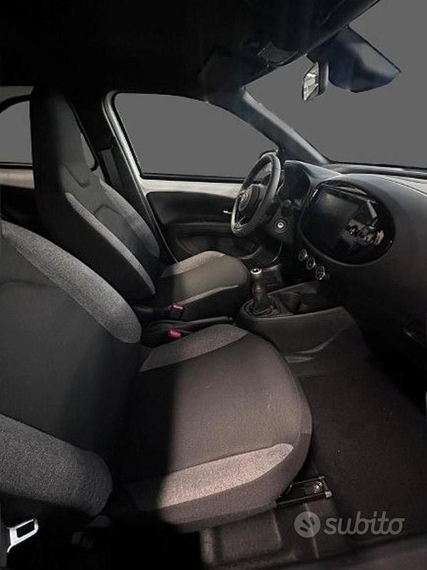 Nuova Toyota Aygo X Active 72 CV (52 kW) 2025 Bianco SUV