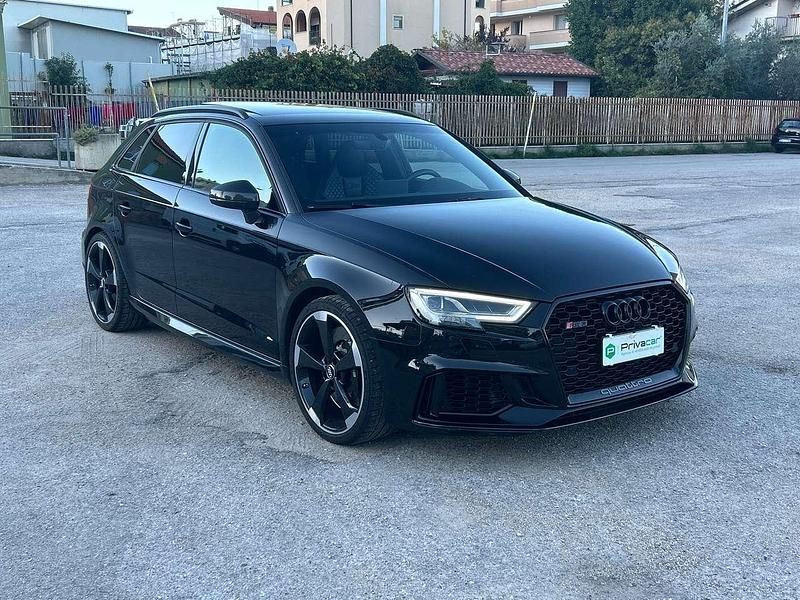 Usata Audi RS3 Comfort 400 CV (294 kW) 2018 Nero Berlina