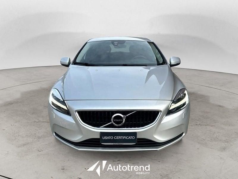 Usata Volvo V40 Business Edition 120 CV (88 kW) 2019 Argento Station wagon