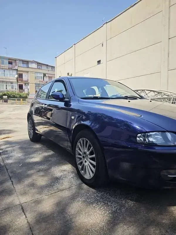 Usata Alfa Romeo 147 Impression 116 CV (85 kW) 2003 Utilitaria