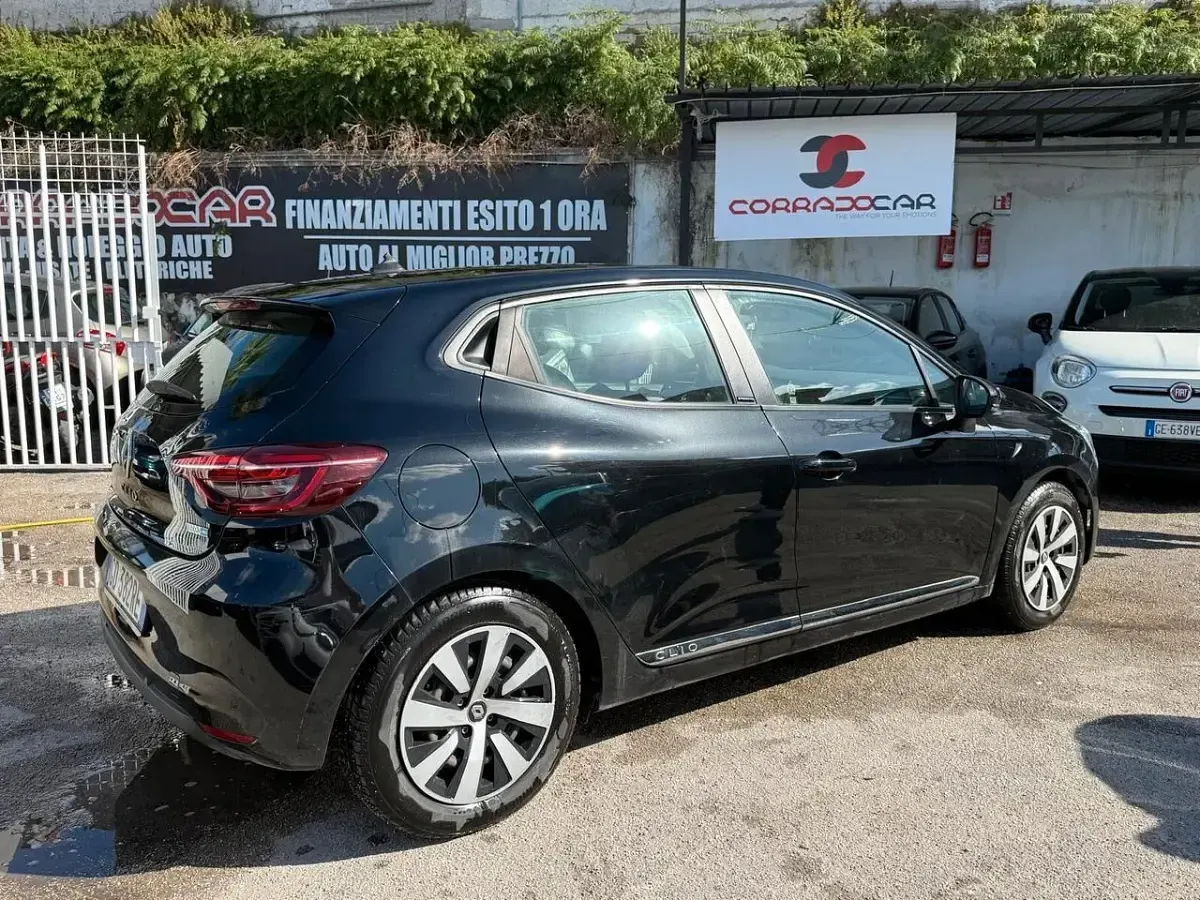 Usata Renault Clio V Initiale Paris 91 CV (66 kW) 2020 Nero Berlina