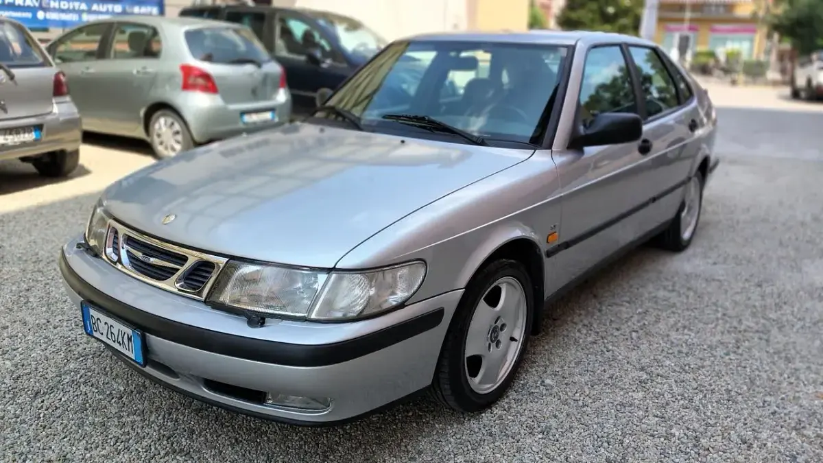 Usata Saab 9-3 185 CV (136 kW) 1999 Grigio Berlina