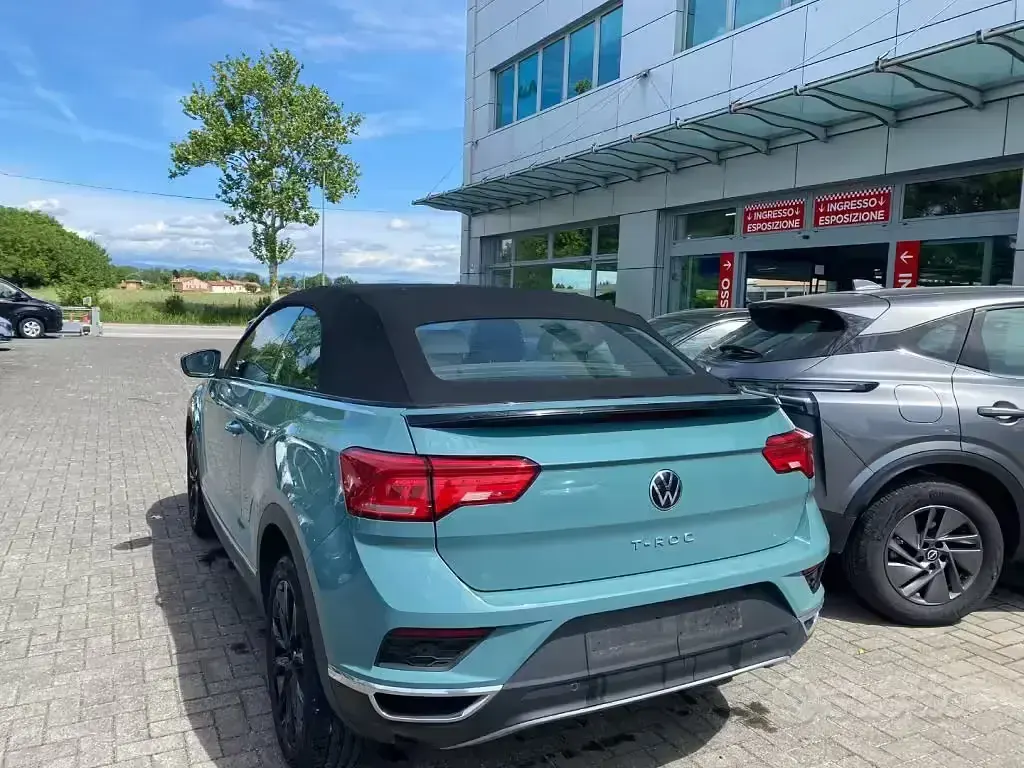 Begagnad VW T-Roc Cabriolet Style 150 HK (110 kW) 2021 Grå Cab