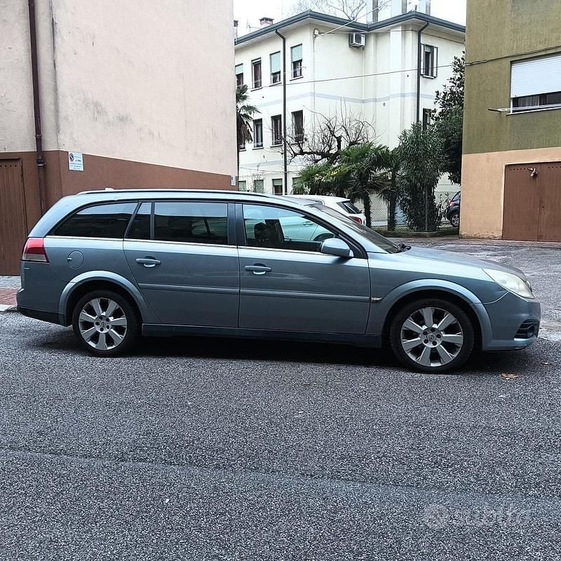 Usata Opel Astra 82 CV (60 kW) 2006 Station wagon