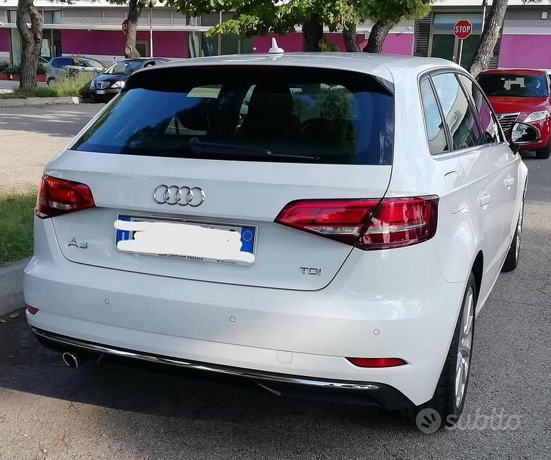 Usata Audi A3 Design 110 CV (80 kW) 2016 Bianco Berlina