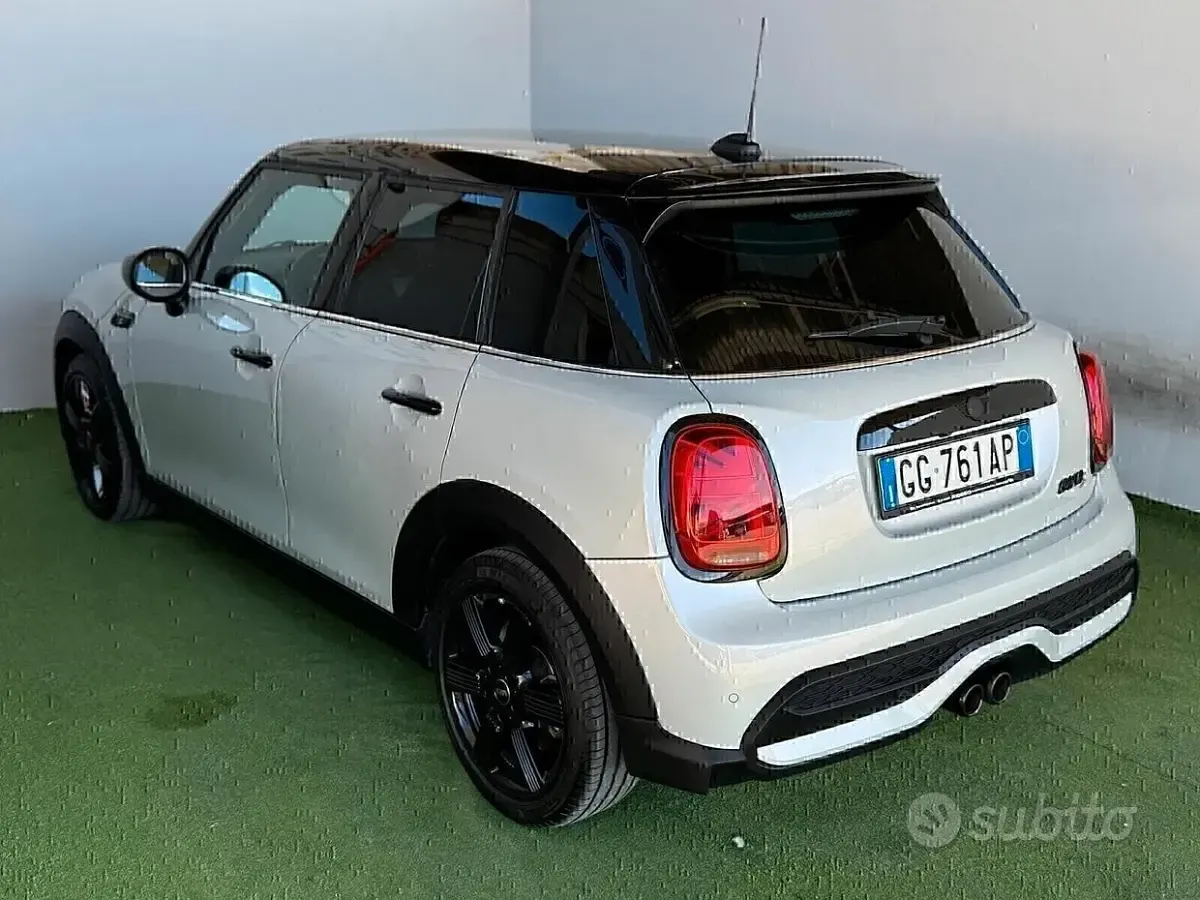 Usata Mini John Cooper Works 178 CV (130 kW) 2021 Grigio Utilitaria
