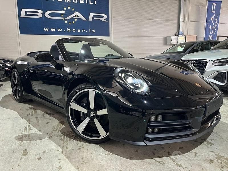 Usata Porsche 911 Carrera Cabriolet 394 CV (289 kW) 2025 Nero Cabrio