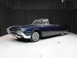 Begagnad Ford Thunderbird 300 HK (220 kW) 1962 Altri Cab