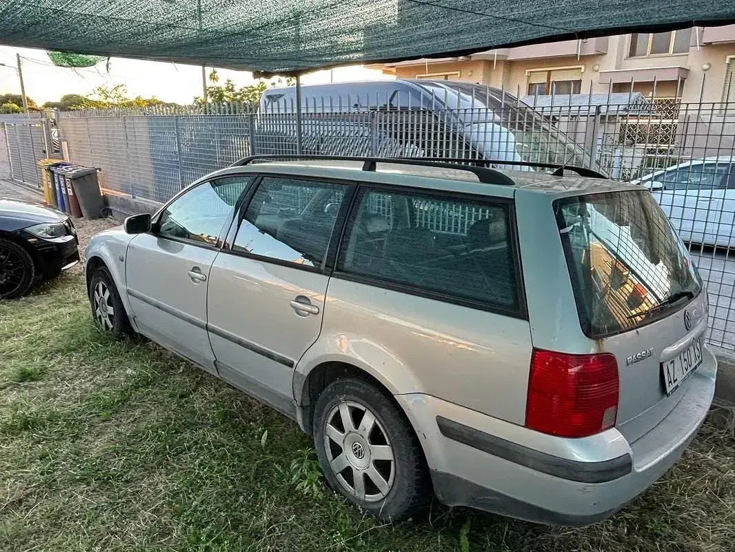 Usata VW Passat Highline 110 CV (80 kW) 1998 Argento Station wagon