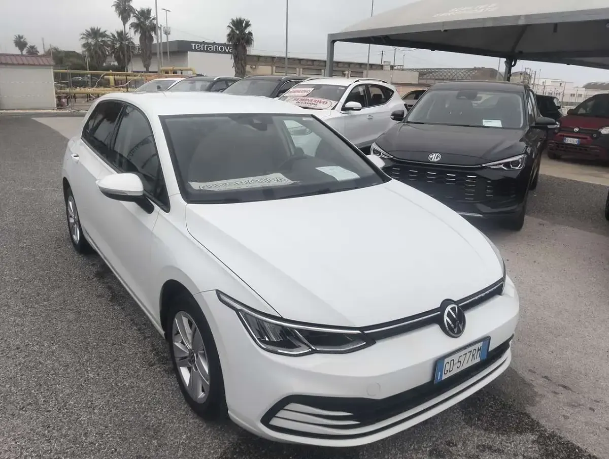 Usata VW Golf VIII Style 131 CV (96 kW) 2021 Bianco Berlina