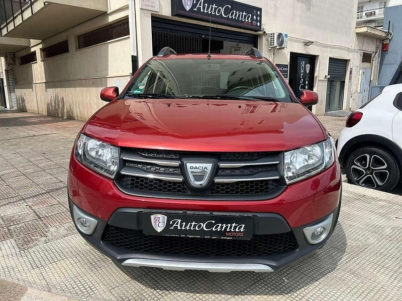 Usata Dacia Sandero Stepway 90 CV (66 kW) 2014 Other Berlina