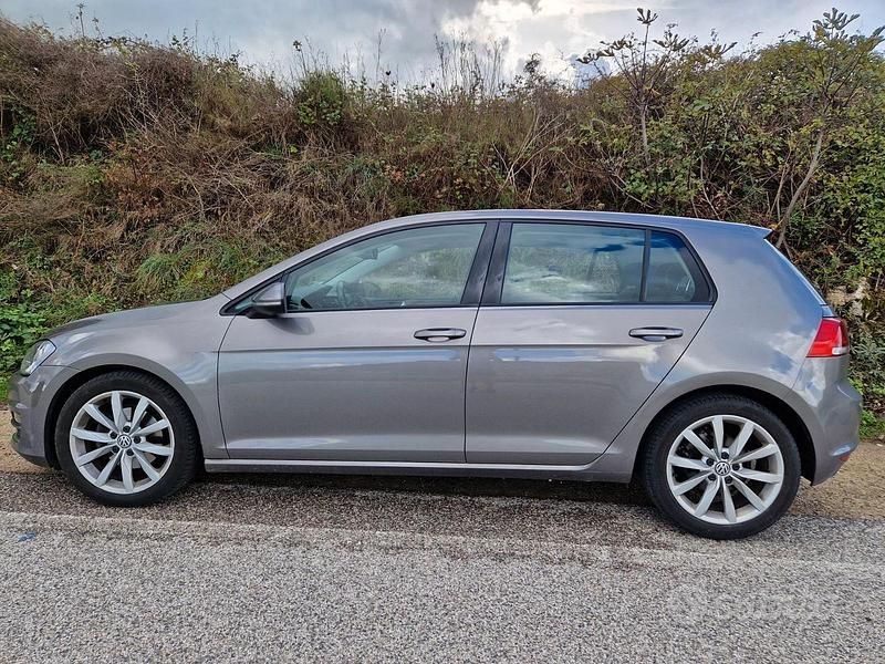 Usata VW Golf VII Highline 2014 Berlina
