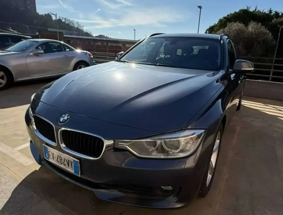 Usata BMW 318 143 CV (105 kW) 2013 Grigio Station wagon