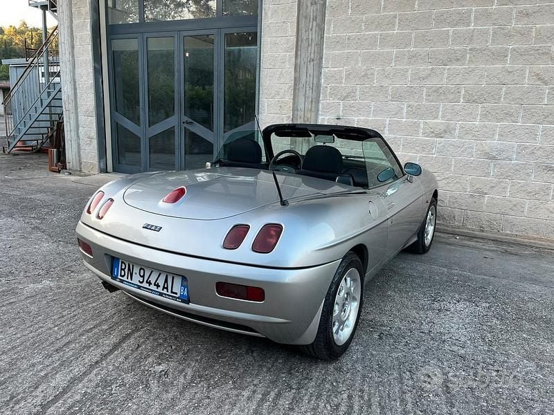 Usata Fiat Barchetta 130 CV (95 kW) 2000 Grigio Cabrio