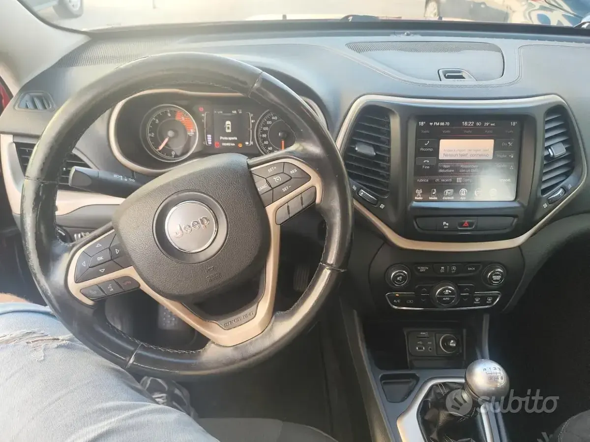 Usata Jeep Compass Limited 140 CV (102 kW) 2018 Rosso SUV