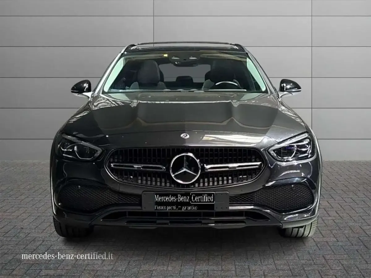 Usata Mercedes C220 Advanced 200 CV (147 kW) 2024 Grigio grafite Station wagon