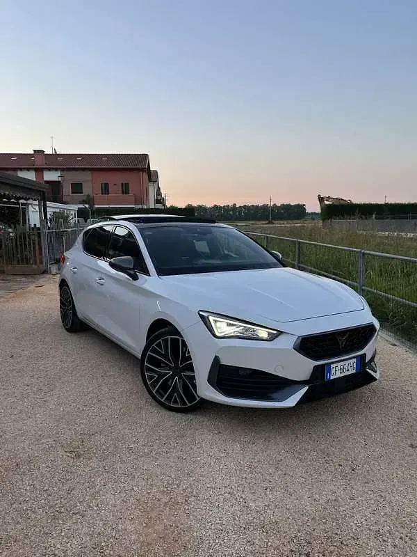 Usata Cupra Leon VZ2 245 CV (180 kW) 2021 Berlina
