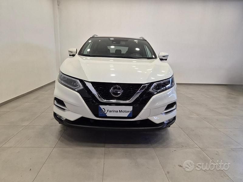 Usata Nissan Qashqai Tekna+ 160 CV (117 kW) 2020 Bianco SUV