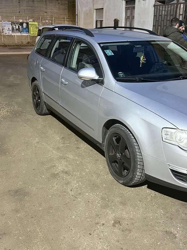 Usata VW Passat Comfortline 140 CV (102 kW) 2009 Station wagon