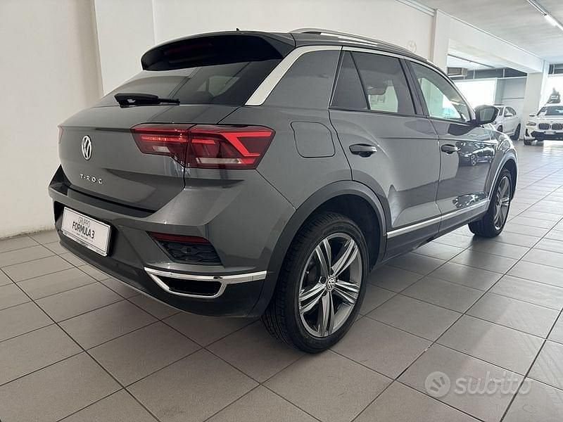 Usata VW T-Roc Business 150 CV (110 kW) 2020 Grigio SUV