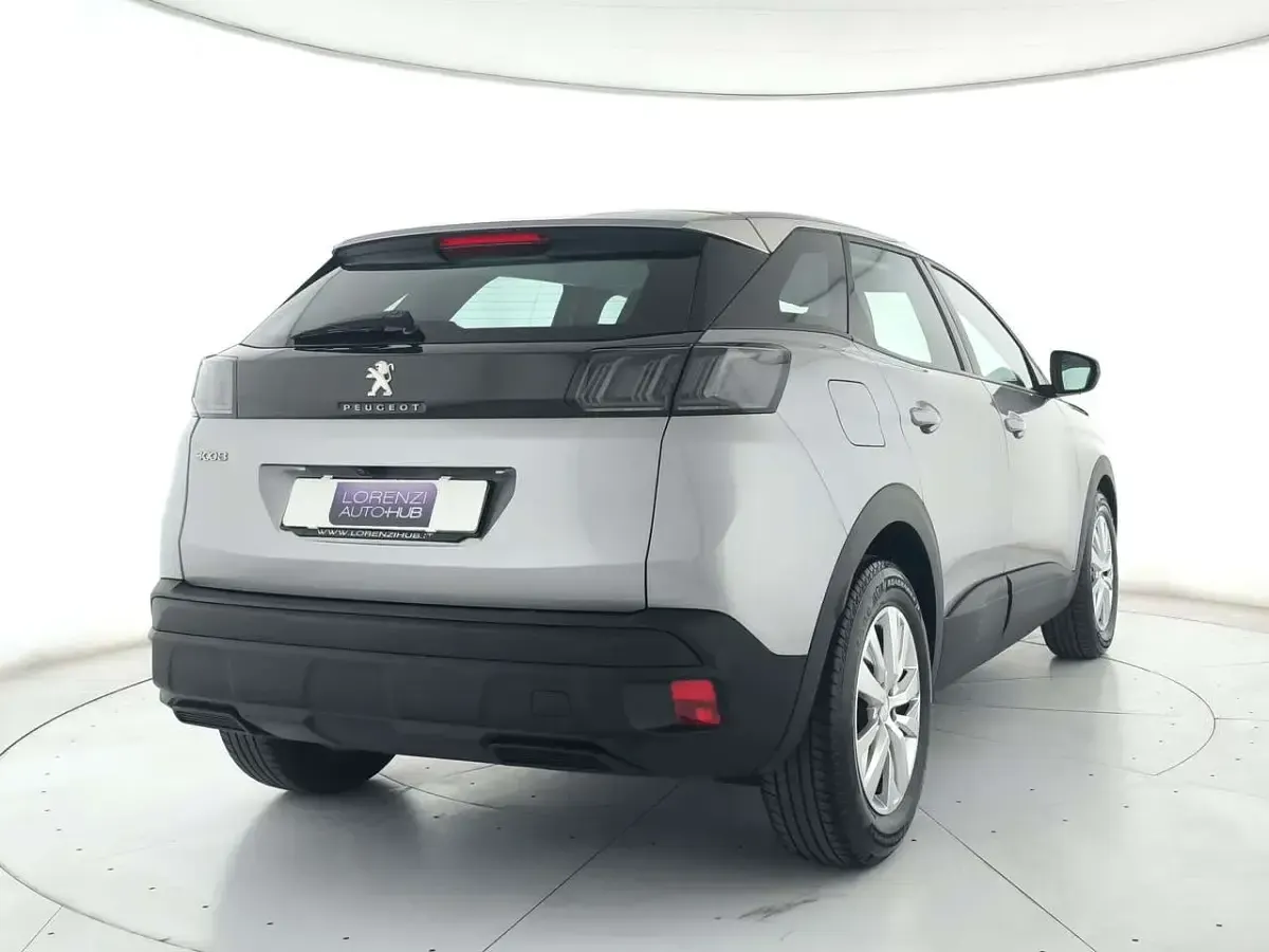 Usata Peugeot 3008 Business-Line 131 CV (96 kW) 2020 Grigio metallizzato SUV