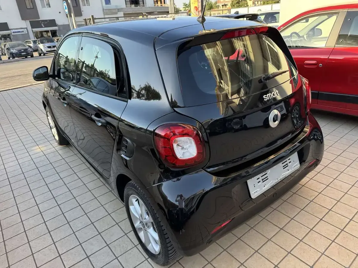 Usata Smart ForFour Passion 71 CV (52 kW) 2017 Other Utilitaria