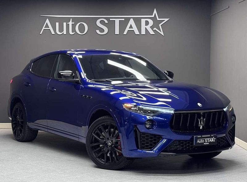 Usata Maserati Levante 250 CV (183 kW) 2020 Blu/azzurro SUV