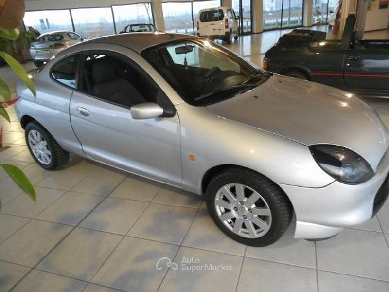 Usata Ford Puma 90 CV (66 kW) 2000 Argento metallizzato Coupé