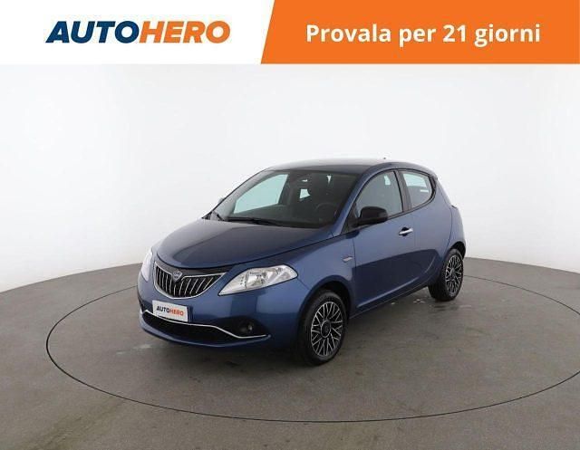 Blu Usata 2024 Lancia Ypsilon S Due volumi | 14.599 € (Cara) - Immagine 1/2