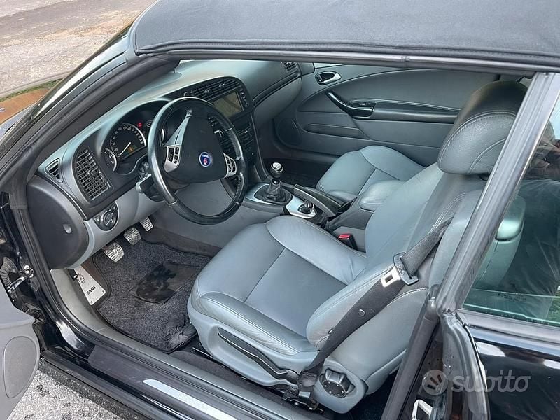 Begagnad Saab 9-3 Cabriolet 175 HK (128 kW) 2003 Svart Cab