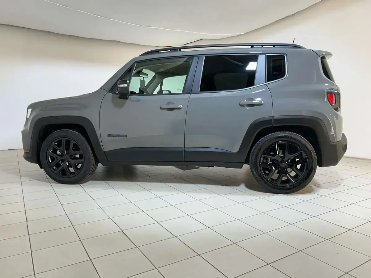 Usata Jeep Renegade Night Eagle 120 CV (88 kW) 2022 Grigio SUV