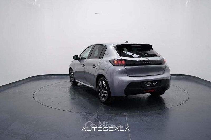 Usata Peugeot 208 Style 75 CV (55 kW) 2023 Gray Utilitaria