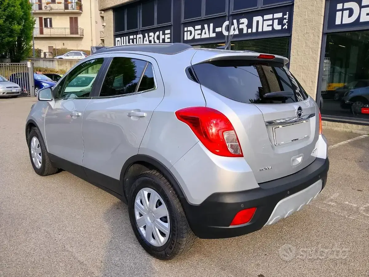 Usata Opel Mokka 140 CV (102 kW) 2014 Grigio SUV