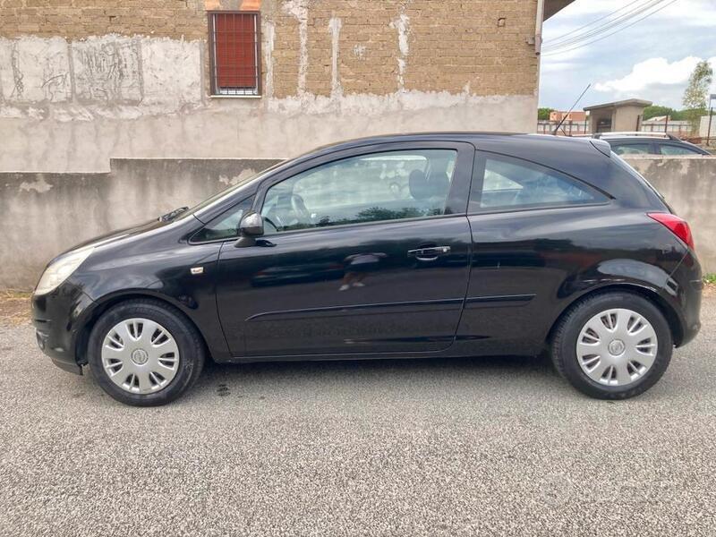 Usato 2007 Opel Corsa Diesel (3.500 €)