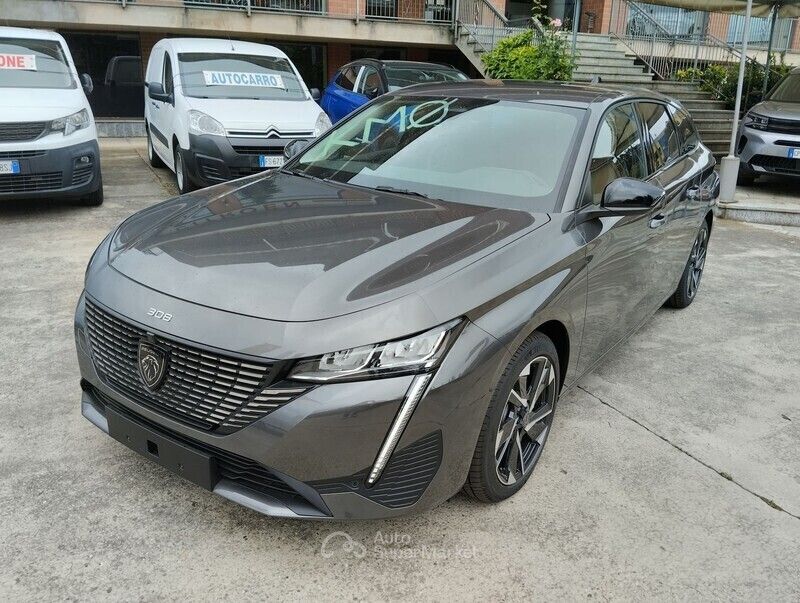 Gray Nuova 2025 Peugeot 308 Station wagon | 28.900 € (Buon prezzo) - Immagine 1/4