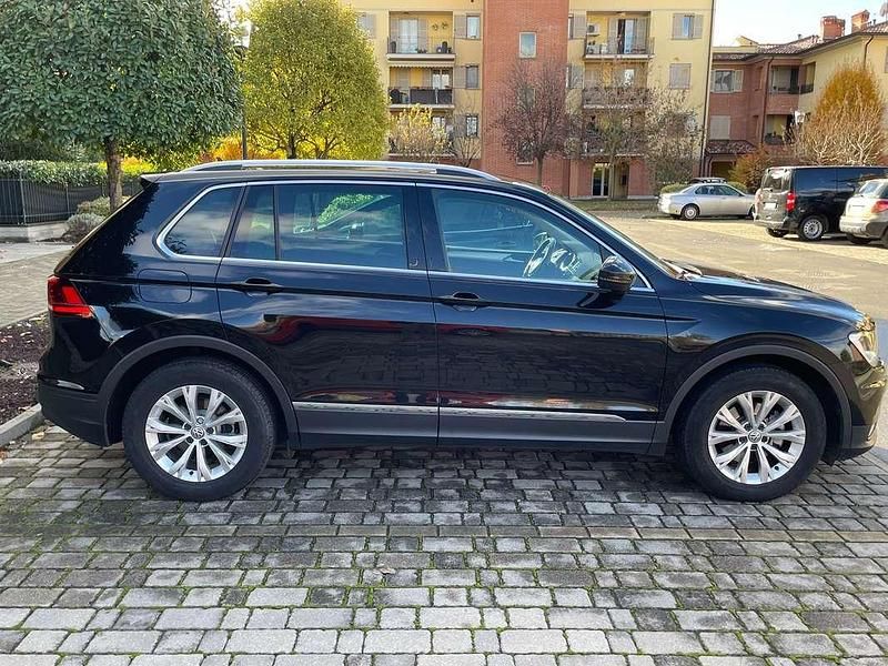 Usata VW Tiguan Style 125 CV (91 kW) 2018 Nero SUV