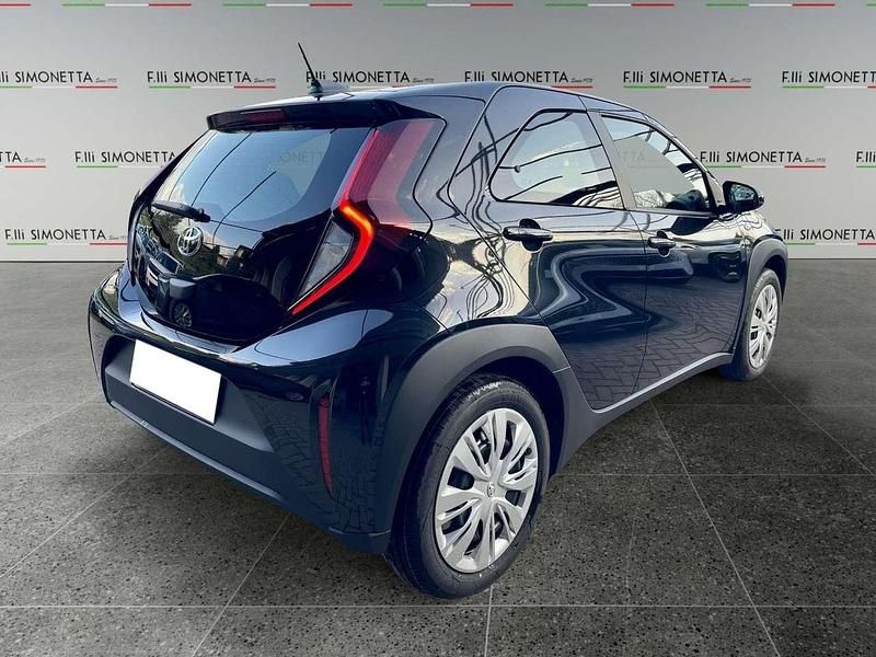 Nuova Toyota Aygo X Active 72 CV (52 kW) 2025 Nero SUV